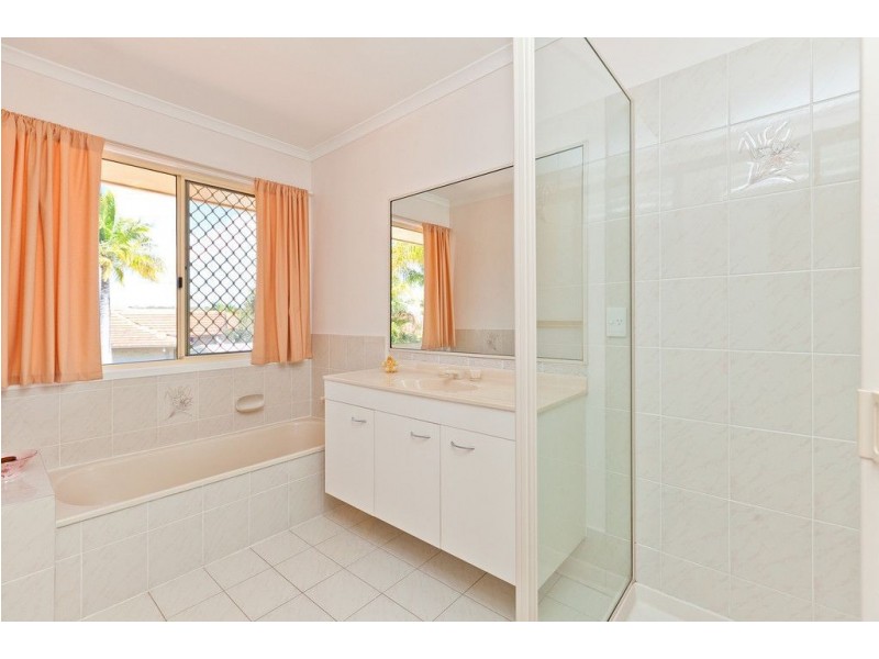 35 Adrian Street, Victoria Point QLD 4165