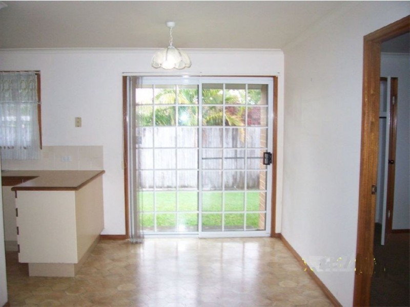 5/205 Colburn Ave, Victoria Point QLD 4165