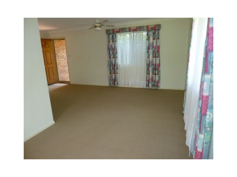 60 Cane Street, Redland Bay QLD 4165