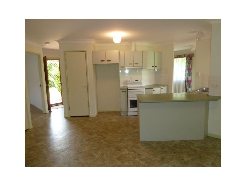 60 Cane Street, Redland Bay QLD 4165