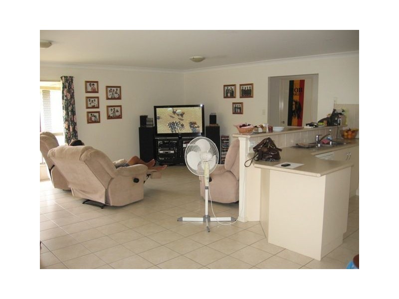 27 Sandy Drive, Victoria Point QLD 4165