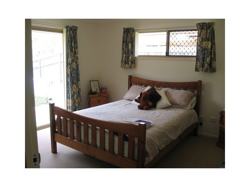 27 Sandy Drive, Victoria Point QLD 4165
