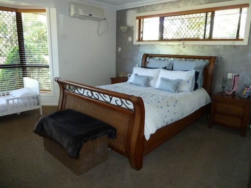 157 Kidd Street, Redland Bay QLD 4165