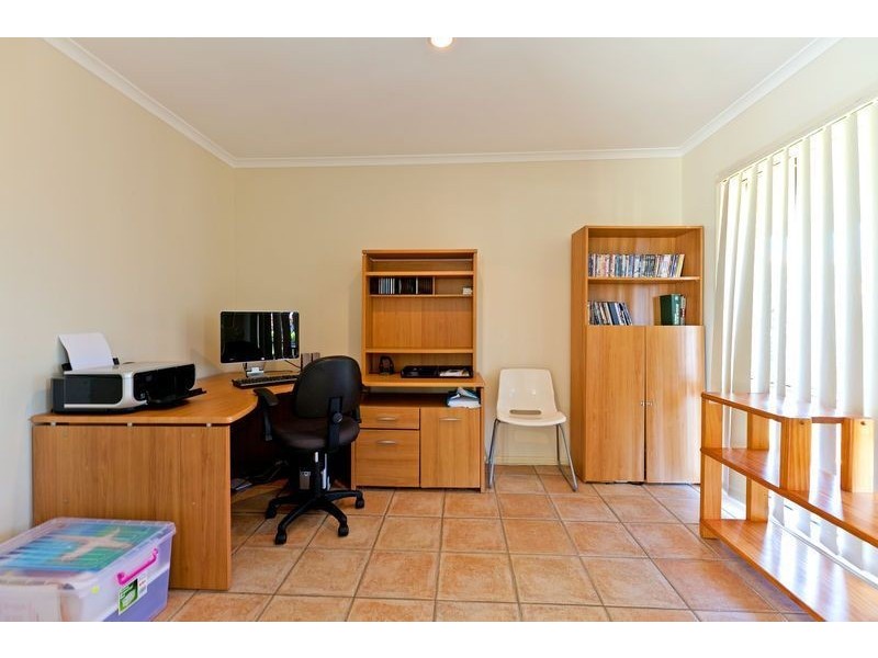 15 Viewfield Street, Redland Bay QLD 4165