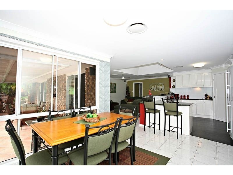 24 Lorikeet Drive, Thornlands QLD 4164