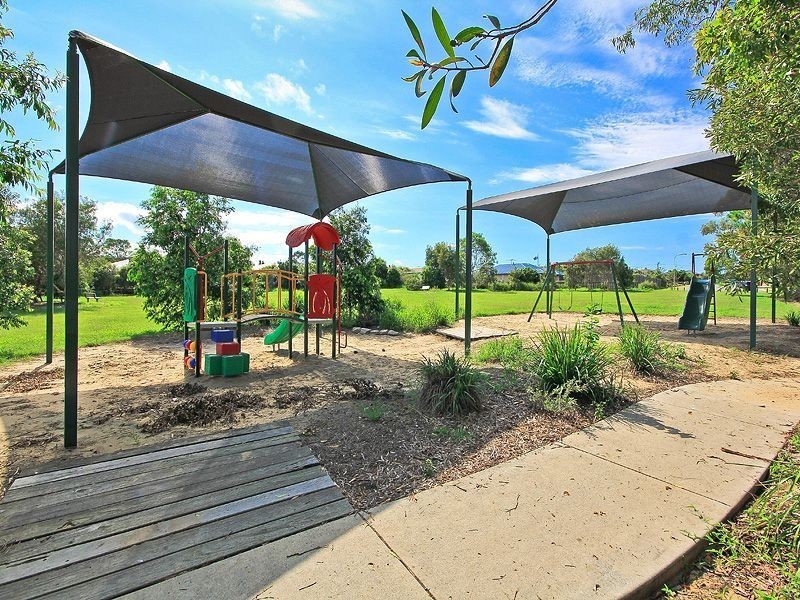 30 Brookvale Drive, Victoria Point QLD 4165