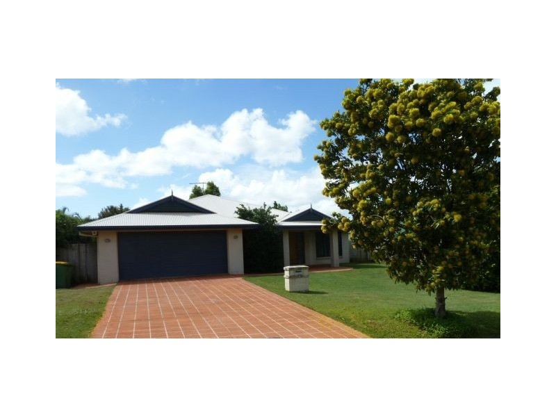 3 Garrett Place, Redland Bay QLD 4165