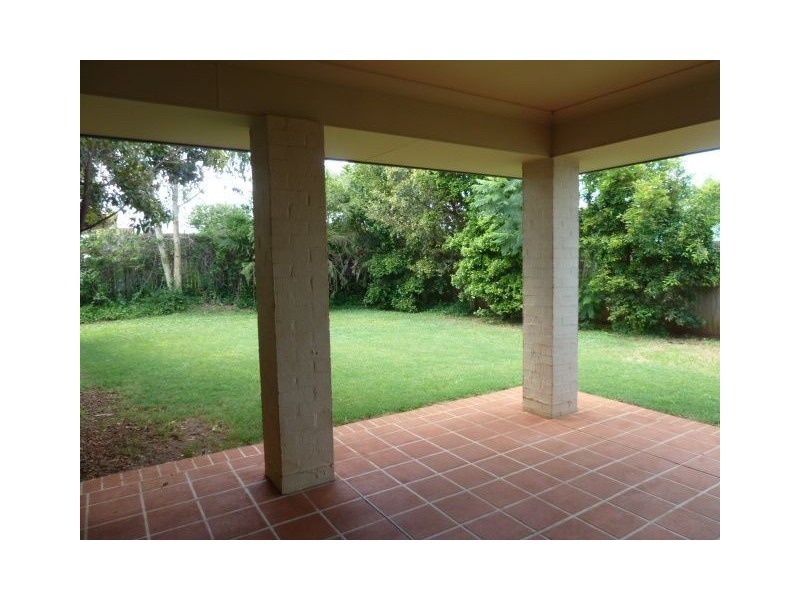 3 Garrett Place, Redland Bay QLD 4165
