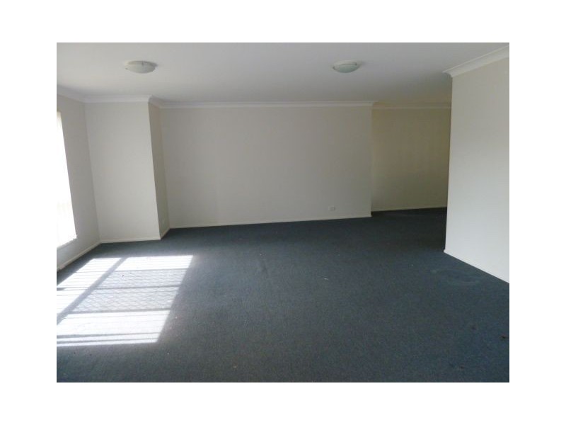 53 Spinnaker Circuit, Redland Bay QLD 4165