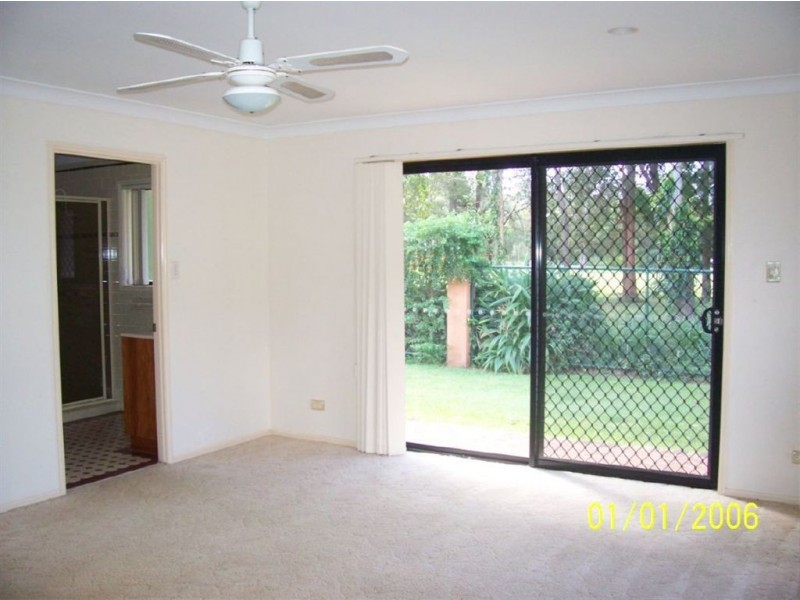 35 Pinelands Circuit, Redland Bay QLD 4165