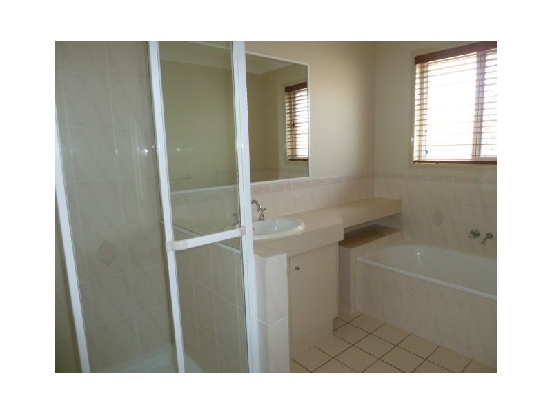 2 Stacey Court, Victoria Point QLD 4165