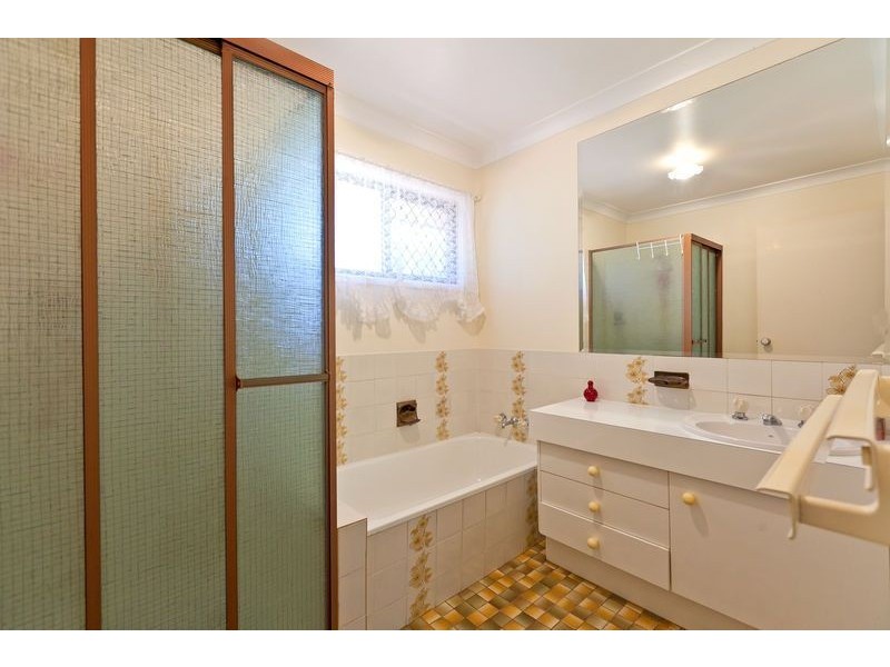 4 to 6 Main Street, Redland Bay QLD 4165