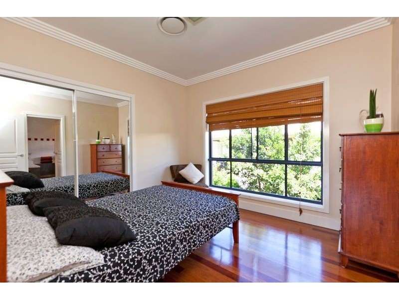 3 Keirnan Street, Redland Bay QLD 4165