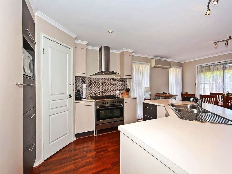 9 Sam Place, Thornlands QLD 4164