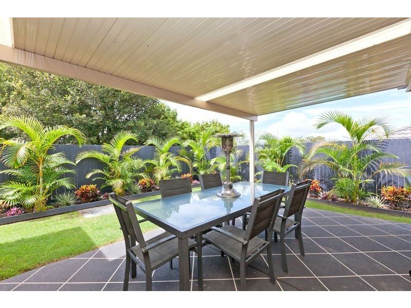 2 Brendan Way, Victoria Point QLD 4165