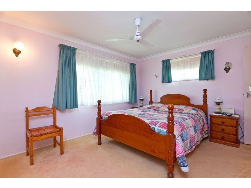 4 Rosebud Esplanade, Victoria Point QLD 4165