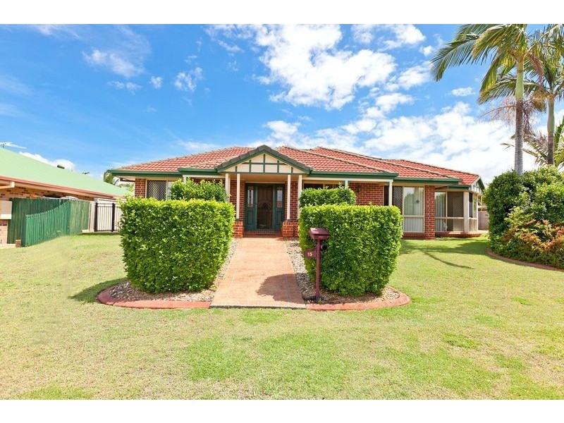 15 Viewfield Street, Redland Bay QLD 4165