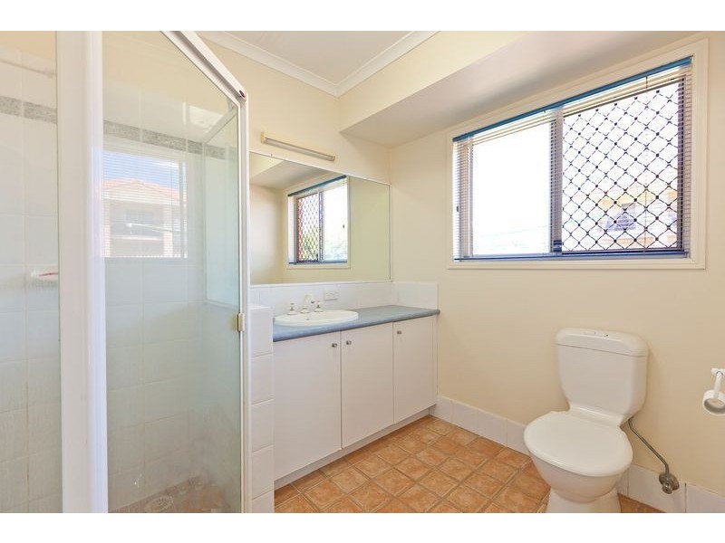 15 Viewfield Street, Redland Bay QLD 4165