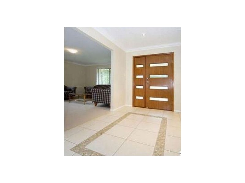 37 Parklink Drive, Redland Bay QLD 4165