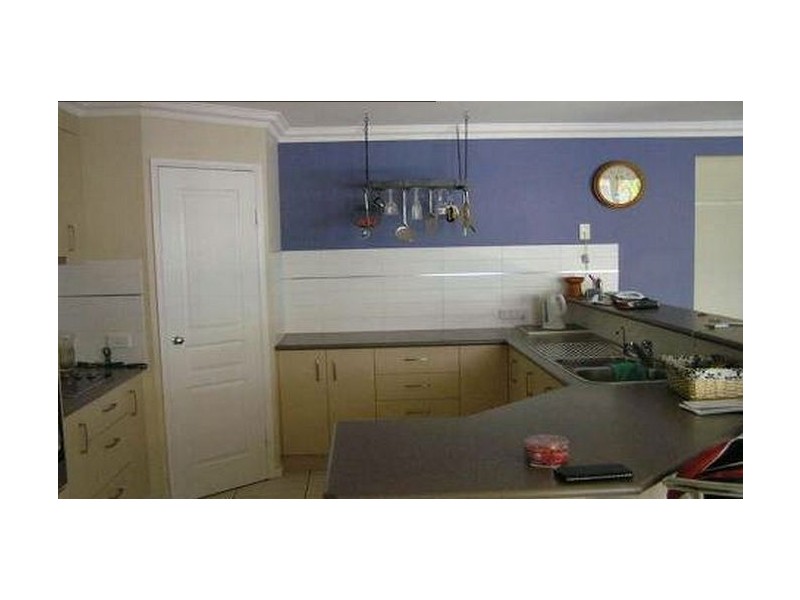 37 Parklink Drive, Redland Bay QLD 4165