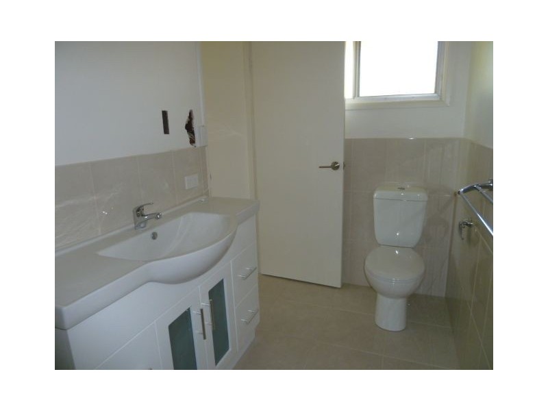 4 Rosebud Esplanade, Victoria Point QLD 4165