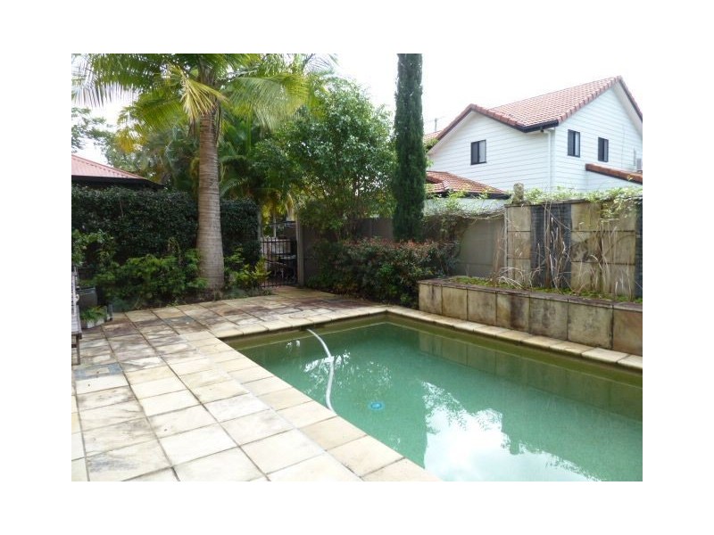 131 Point O’Halloran Rd, Victoria Point QLD 4165