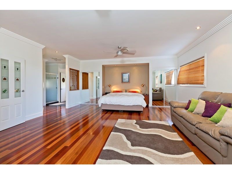 3 Keirnan Street, Redland Bay QLD 4165