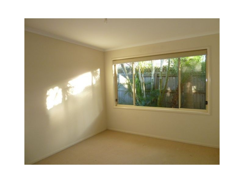 24 Gladebourne Cres, Victoria Point QLD 4165