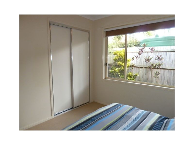 24 Gladebourne Cres, Victoria Point QLD 4165