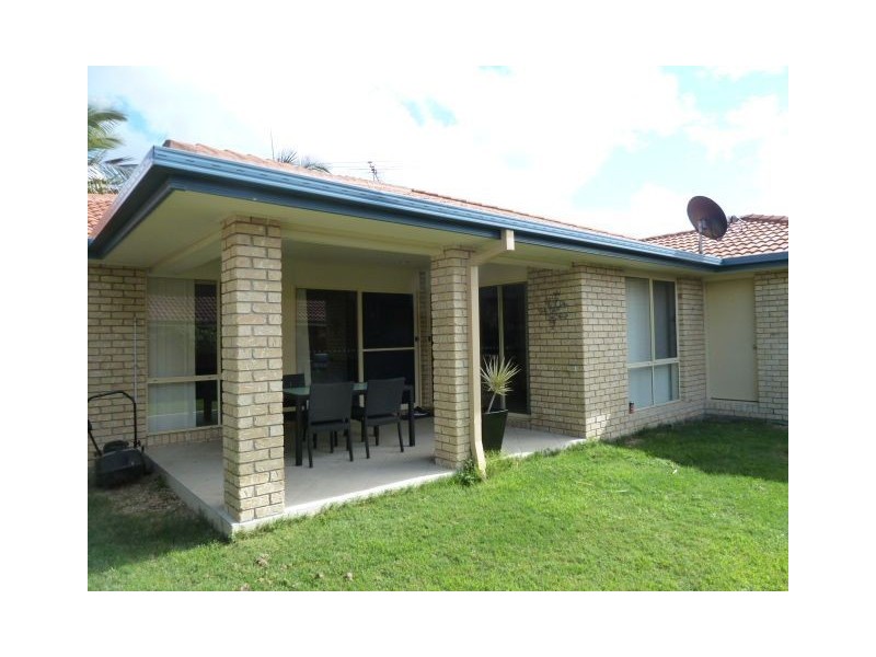 24 Gladebourne Cres, Victoria Point QLD 4165