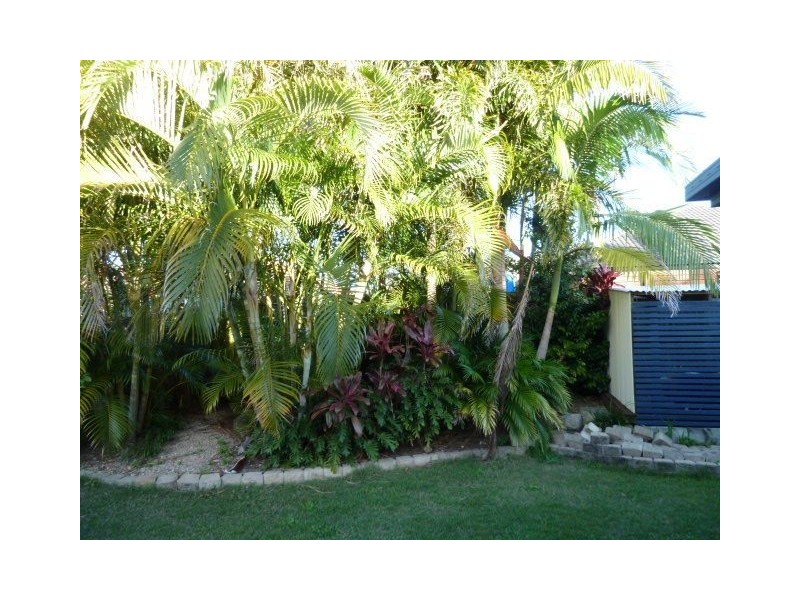 24 Gladebourne Cres, Victoria Point QLD 4165