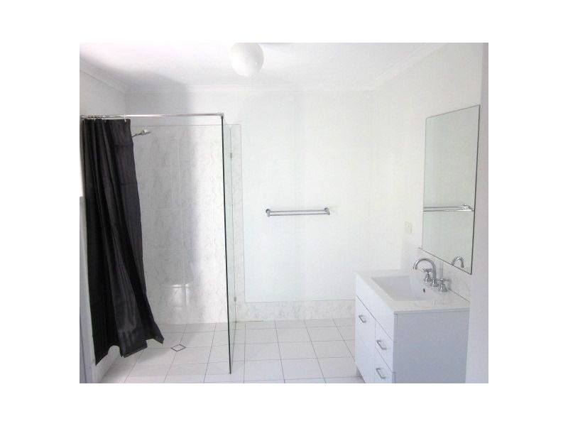 178 Mooroondu Rd, Thorneside QLD 4158