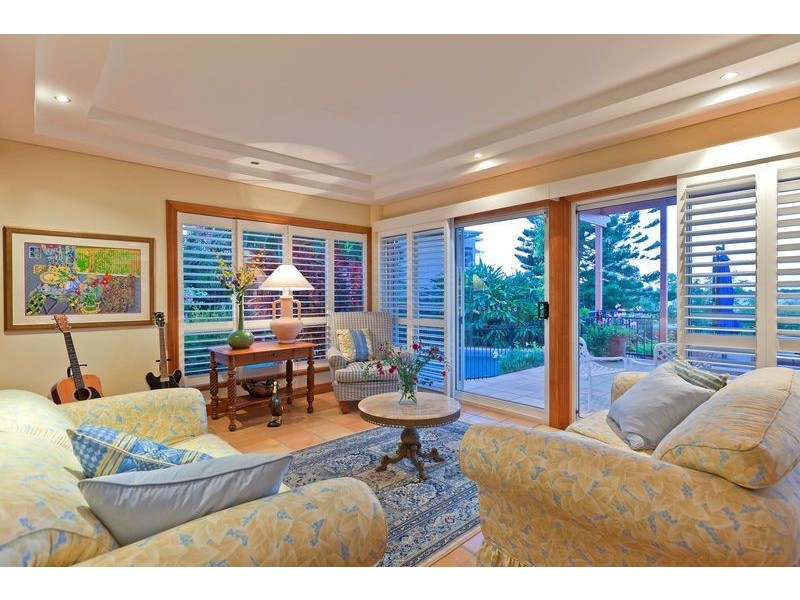 14-16 Broadwater Terrace, Redland Bay QLD 4165