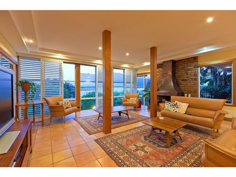14-16 Broadwater Terrace, Redland Bay QLD 4165