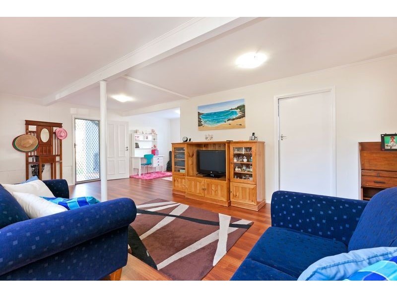 48 Dart Street, Redland Bay QLD 4165