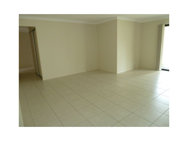 27 Creekwood Street, Victoria Point QLD 4165