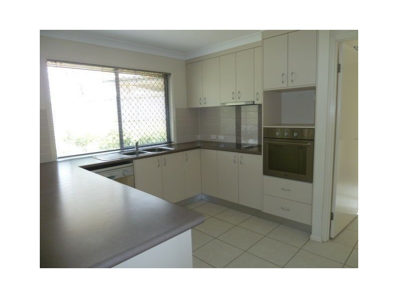 27 Creekwood Street, Victoria Point QLD 4165