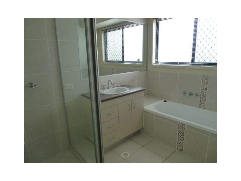 27 Creekwood Street, Victoria Point QLD 4165