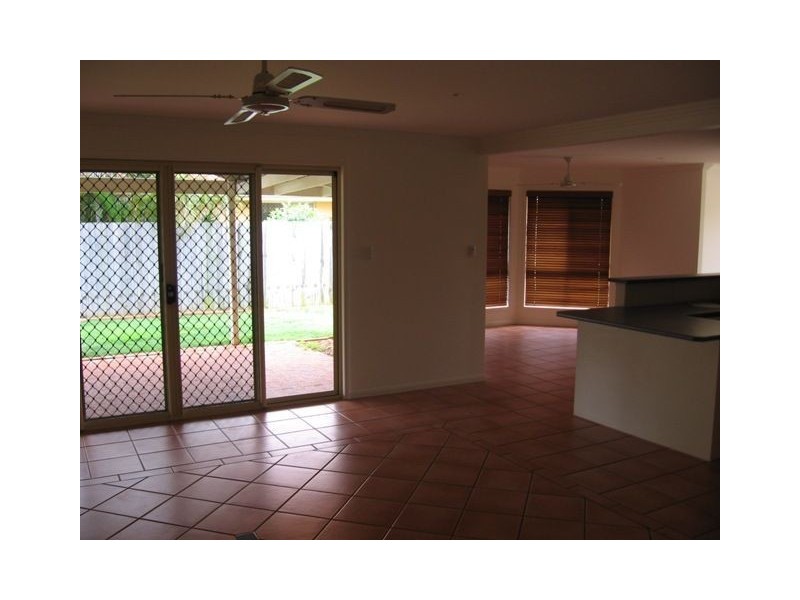 5 Argyle Place, Victoria Point QLD 4165