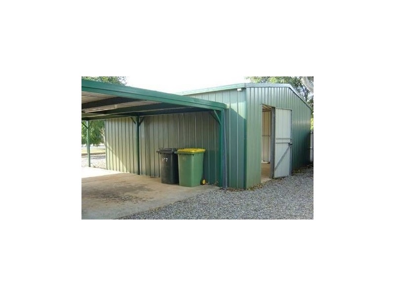 107 Broadwater Terrace, Redland Bay QLD 4165