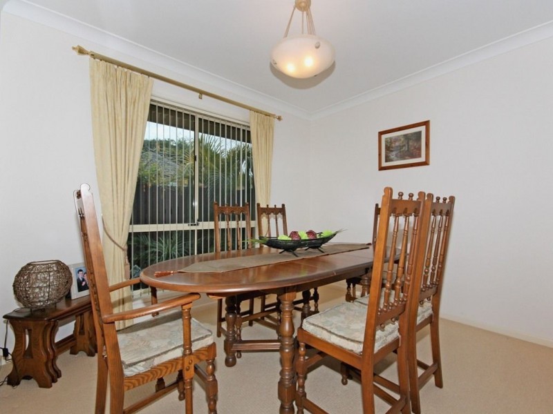 29 Seaholly Crescent, Redland Bay QLD 4165