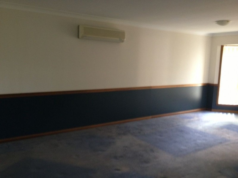 21 Attenborough Cct, Redland Bay QLD 4165