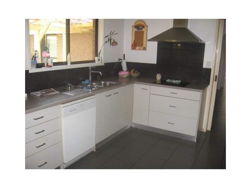 226 Mill Street, Redland Bay QLD 4165