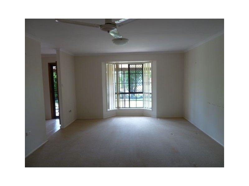 2 Sutton Street, Victoria Point QLD 4165