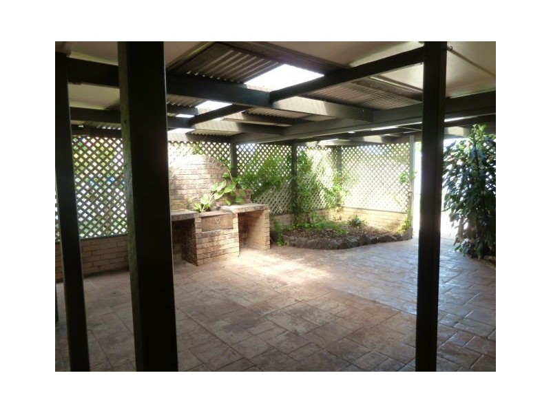 2 Sutton Street, Victoria Point QLD 4165