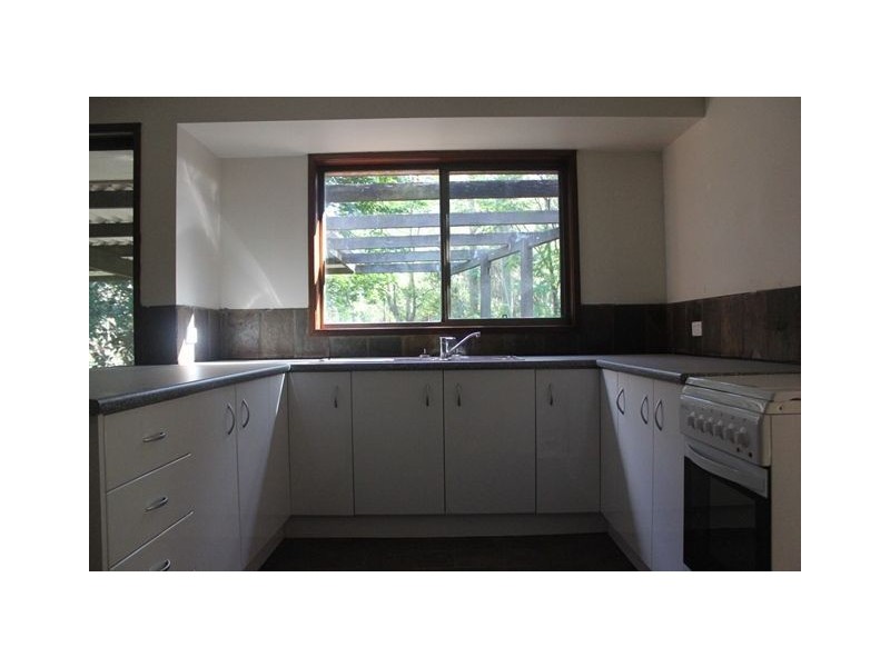 65 Giles Road, Redland Bay QLD 4165