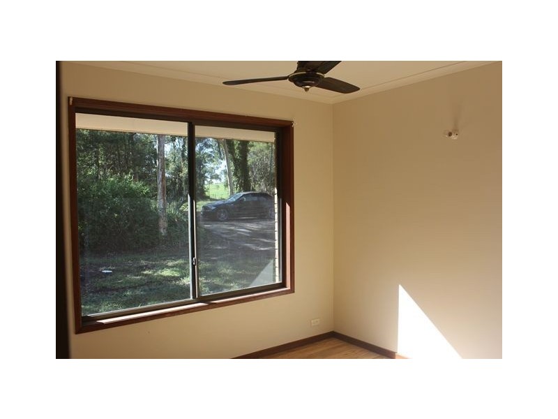 65 Giles Road, Redland Bay QLD 4165