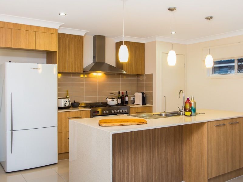 9 Penda Cct, Victoria Point QLD 4165