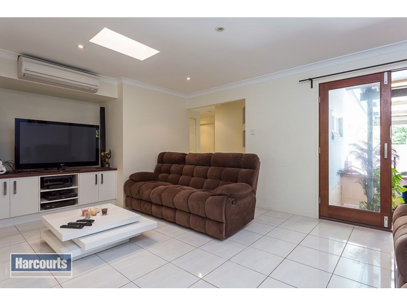 34 Werong Crescent, Cleveland QLD 4163