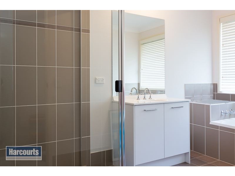 1 Elysian Street, Victoria Point QLD 4165